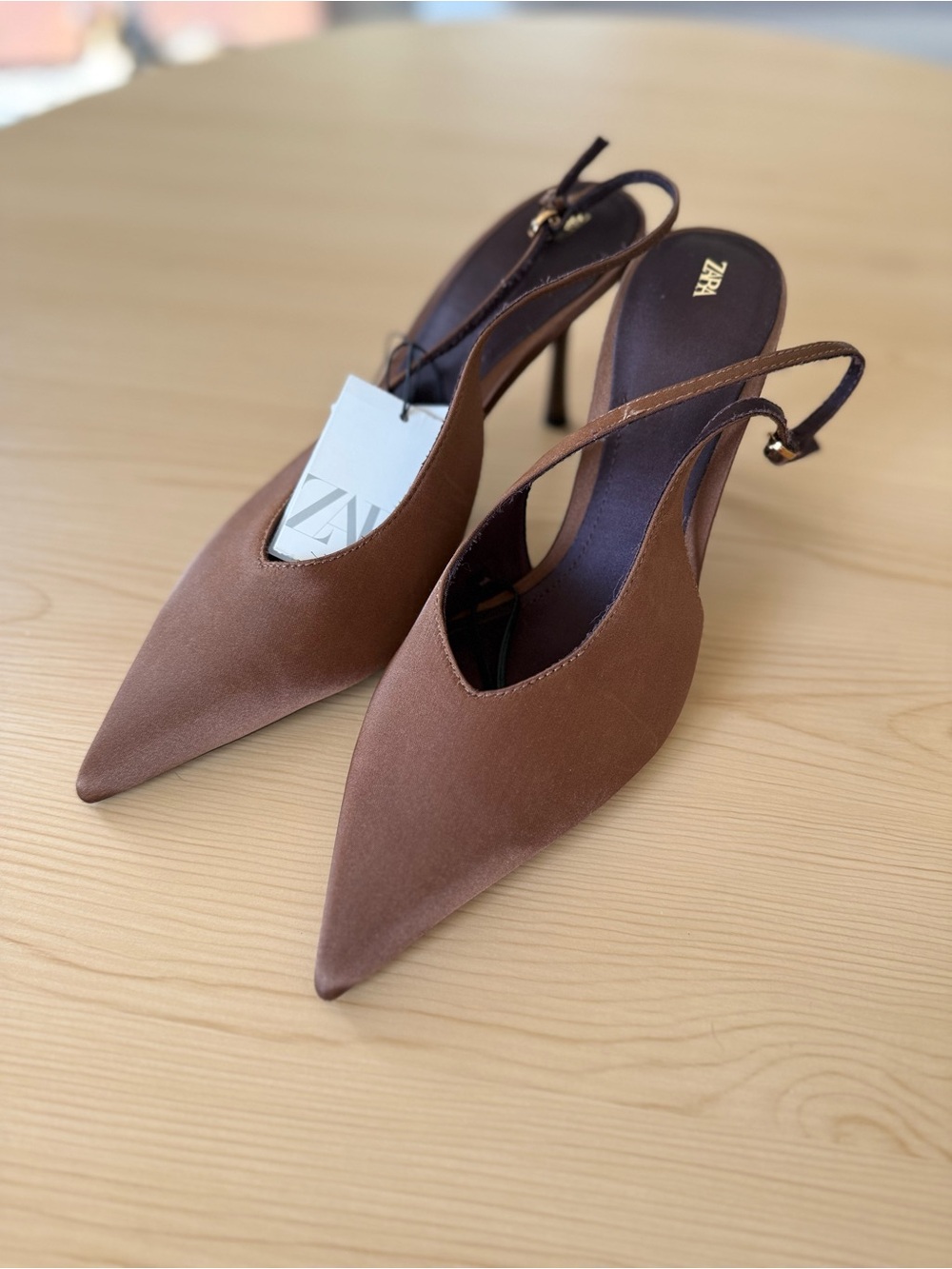 NEW Zara Pointed Toe Slingback Heels Kitten Heels Brown Size 40 (USA 9) - Picture 6 of 7